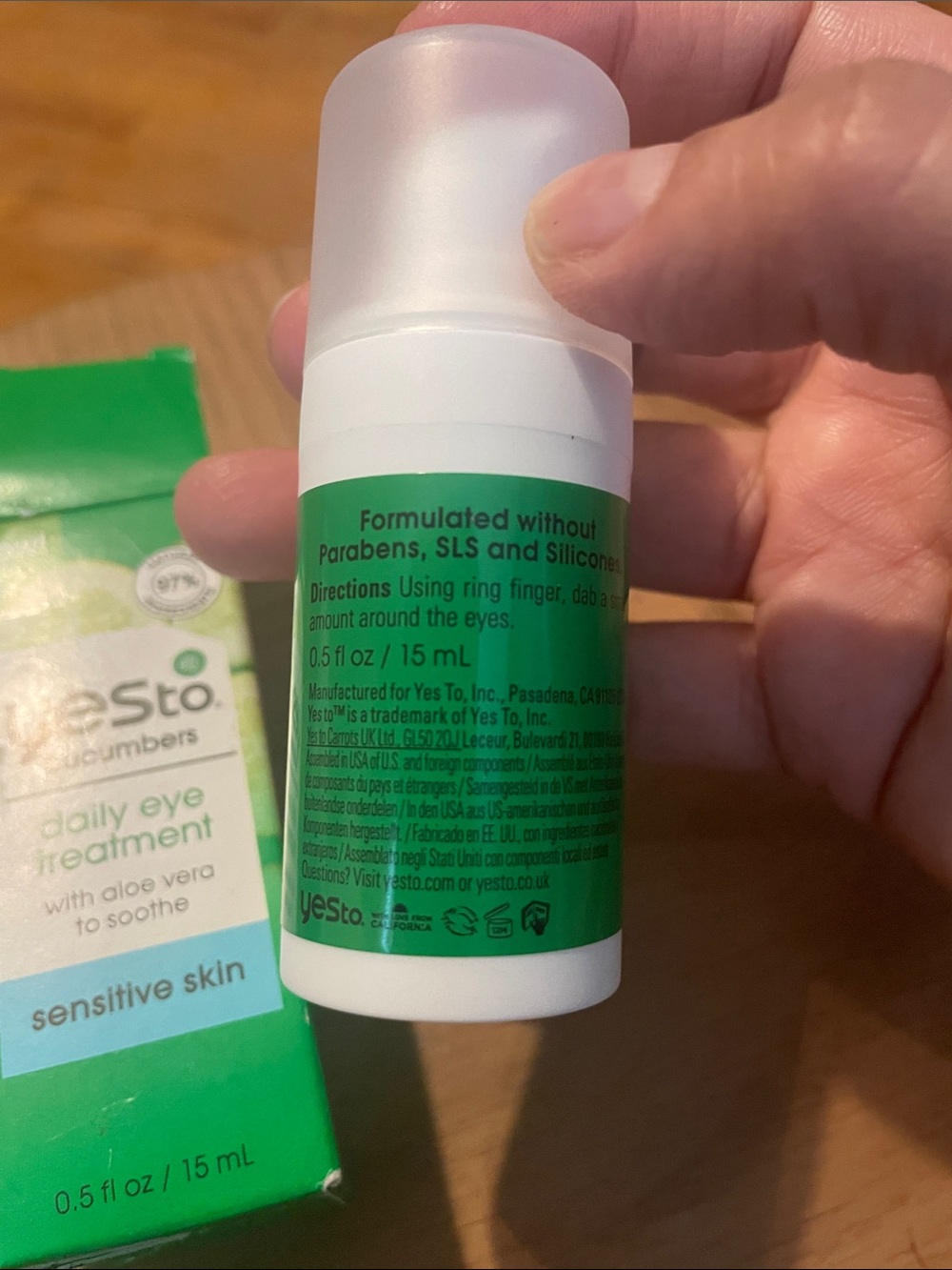 Yes To Cucumbers Daily Eye Treatment — Green - Picture 5 of 6